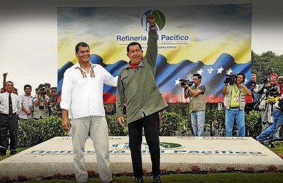 En el año 2008, el entonces presidente del Ecuador, Rafael Correa y el presidente de Venezuela, el desaparecido Hugo Chávez, colocaron la primera piedra en El Aromo en Manta.