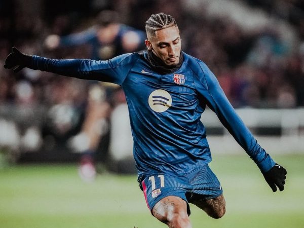 Raphinha prolonga su vínculo con el Barcelona hasta junio de 2028