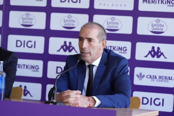 Real Valladolid presenta a Guillermo Almada con cláusula especial en su contrato