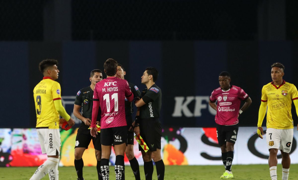 Reclamos por arbitraje y VAR causaron polémica en la jornada 19 de LigaPro