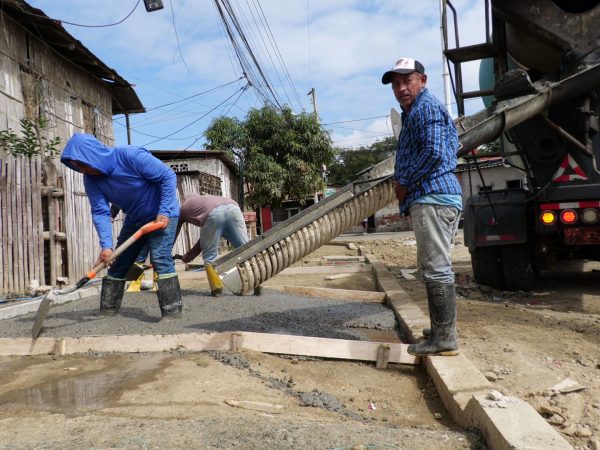 ¡Calle Tomás Larrea de Picoazá casi lista! Obras avanzan, pero vecinos piden rapidez
