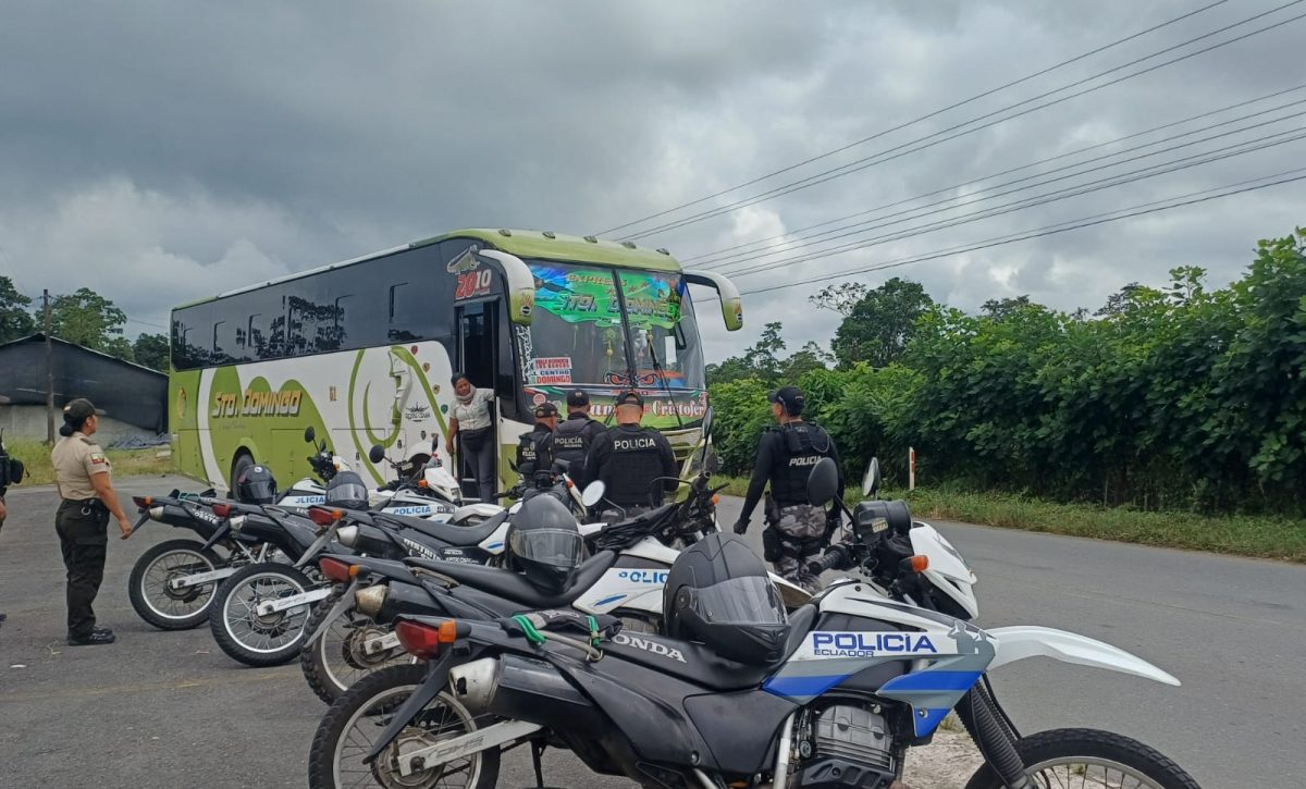 Recuperan vehículos robados en asalto a propiedades rurales de Santo Domingo