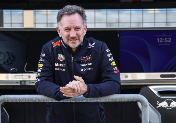 Red Bull confirma la salida de Christian Horner tras 20 años como jefe de la escudería