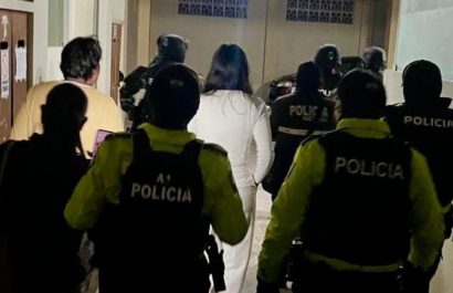 Red ilegal captó más de dos millones de dólares, la Fiscalía y Policía intervinieron en dos cantones de Chimborazo. (Fiscalía).