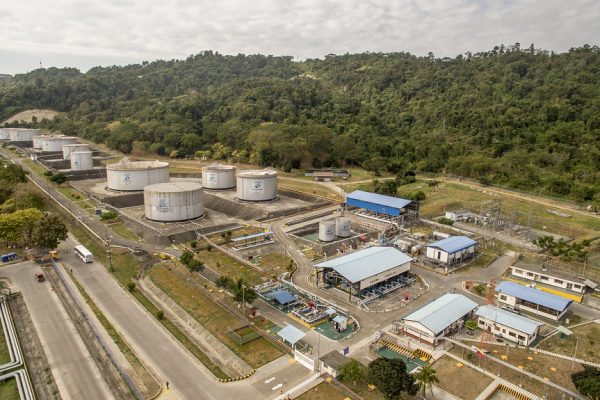 Refinería Esmeraldas fuera de operación