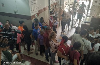 Registro Social en Portoviejo enfrenta inconvenientes por espacio reducido y falta de organización