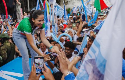 Revolución Ciudadana suspende su convención nacional por coincidencia con consulta popular y referéndum.