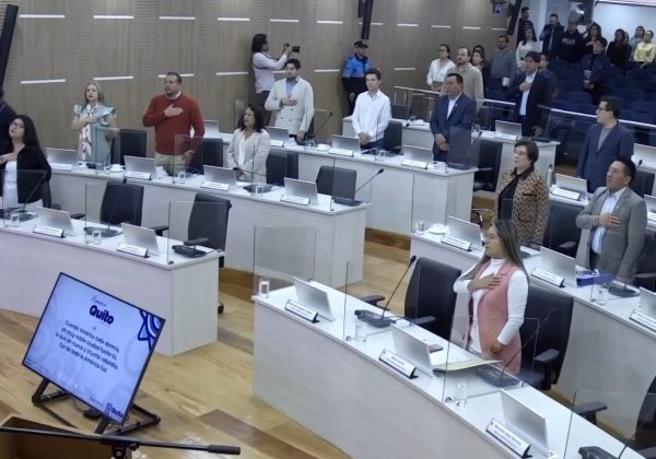Revolución Ciudadana y la Izquierda Democrática Conforman la Comisión de Mesa del Concejo Metropolitano
