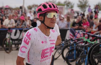 Richard Carapaz inicia el Giro de Italia 2025 con un séptimo puesto en la primera etapa