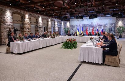 Rusia y Ucrania acuerdan histórico intercambio de prisioneros en medio de tensión por la guerra