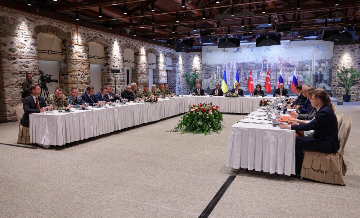 Rusia y Ucrania acuerdan histórico intercambio de prisioneros en medio de tensión por la guerra