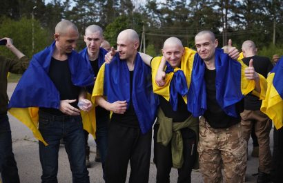 Rusia y Ucrania realicen intercambio histórico de cientos de prisioneros en Chernihiv