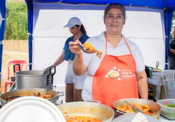 El seco de gallina criolla fue el plato estrella del festival.