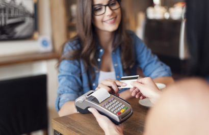 SRI exige declarar el ISD por compras internacionales con tarjeta antes del 30 de junio de 2025
