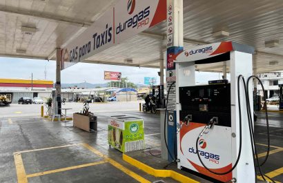 En la estación de servicios El Salto se instalaron las dos surtidoras para abastecer de GLP.
