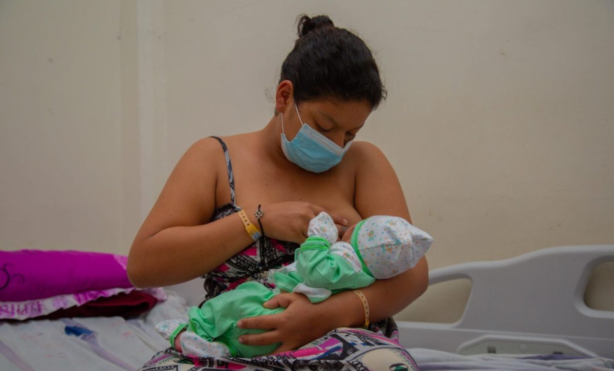 Salud de madres y bebés: Descubre las acciones que se implementan en Ecuador para fomentar la lactancia materna