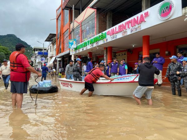 Santa Ana bajo el agua: más de 800 familias luchan contra el invierno