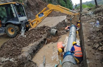 Santo Domingo Empresa de Agua alerta sobre daño inminente en tubería principal por obras en kilómetro 83