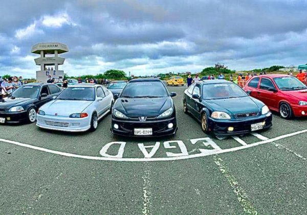 Santo Domingo celebra fiestas con eventos de moto velocidad y festival extremo de motores