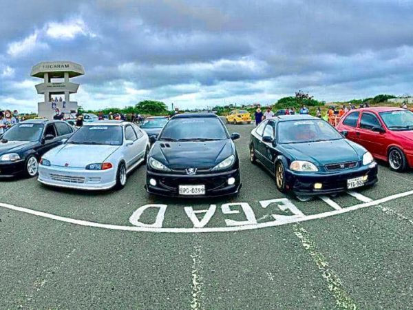 Santo Domingo celebra fiestas con eventos de moto velocidad y festival extremo de motores
