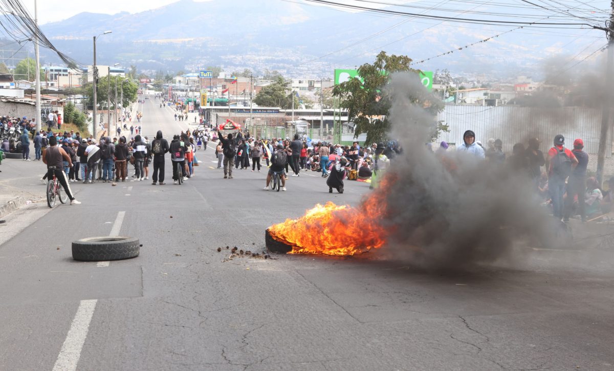 Se cumplen ocho días del paro nacional y varias vías permanecen cerradas en Ecuador