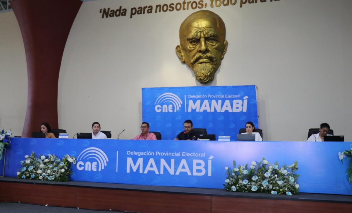Se instala la Sesión Permanente de Escrutinio y Resultados en Manabí