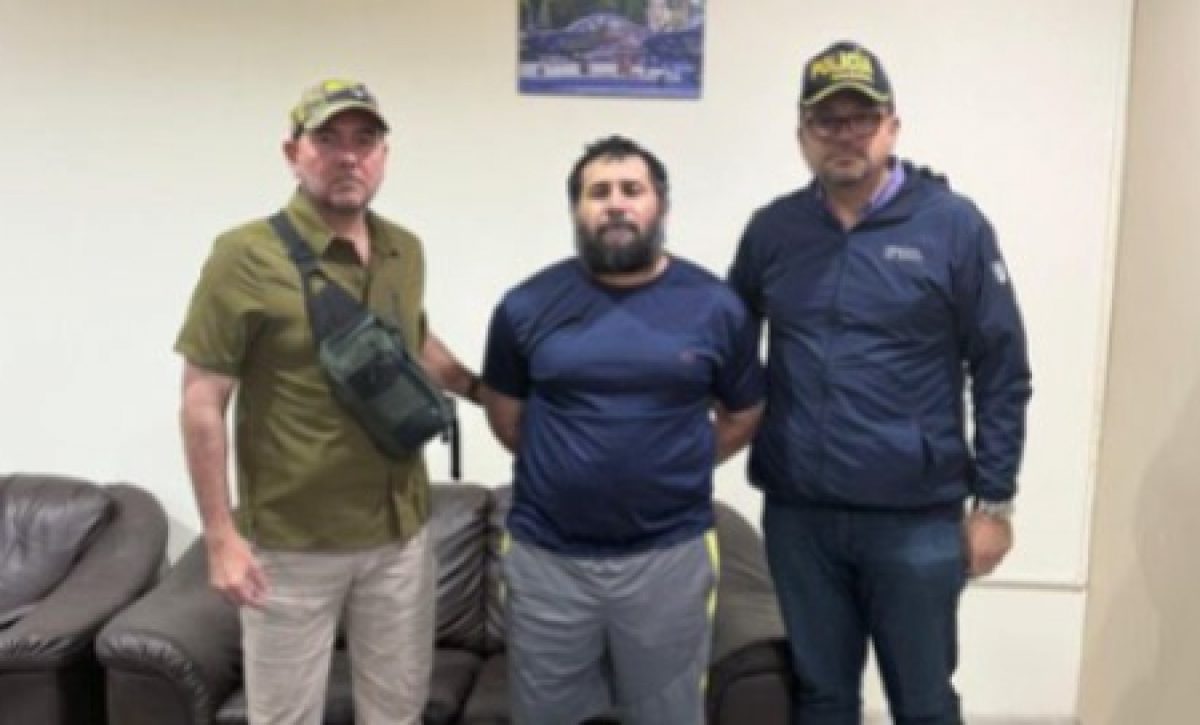 Según el medio colombiano Noticias Uno, Fito pactó rendirse con Reimberg, pero Fuerzas Armadas lo detuvieron