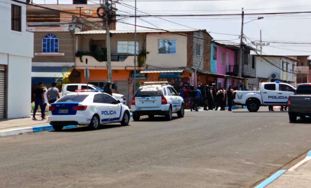 Segundo ataque sicario en Manta Hombre es asesinado cerca de una cancha