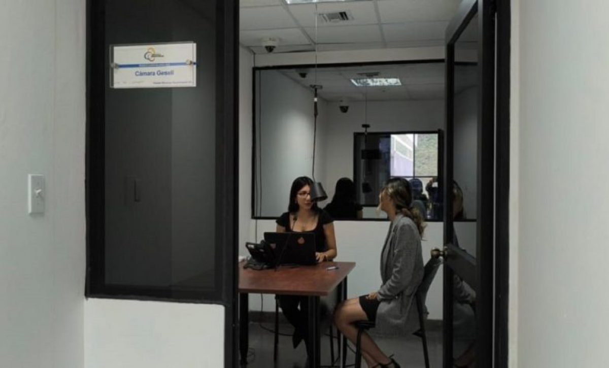 Seis cámaras de Gesell operativas fortalecen el Sistema Judicial en Tungurahua