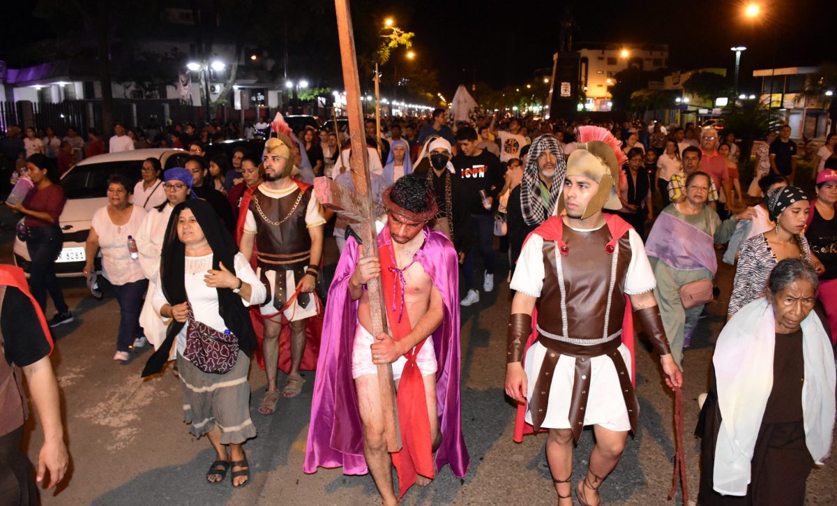 El mundo católico celebra Semana Santa: del Vía Crucis del Viernes Santo a la esperanza del Domingo de Resurrección