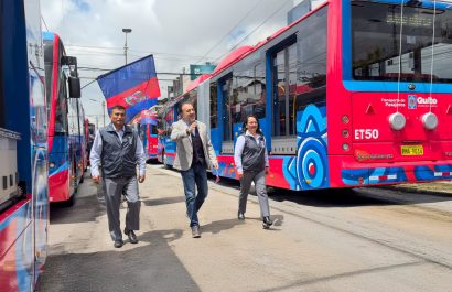 Sercop detecta irregularidades en compra de trolebuses eléctricos de Quito