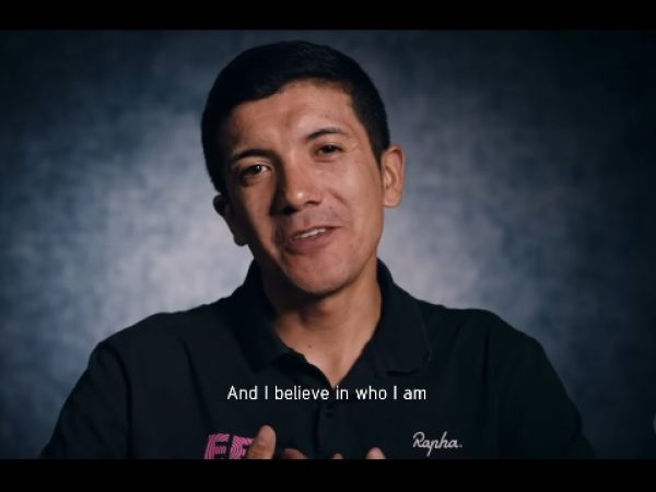 Serie de Netflix destaca logro de Richard Carapaz en el tour de Francia 2024