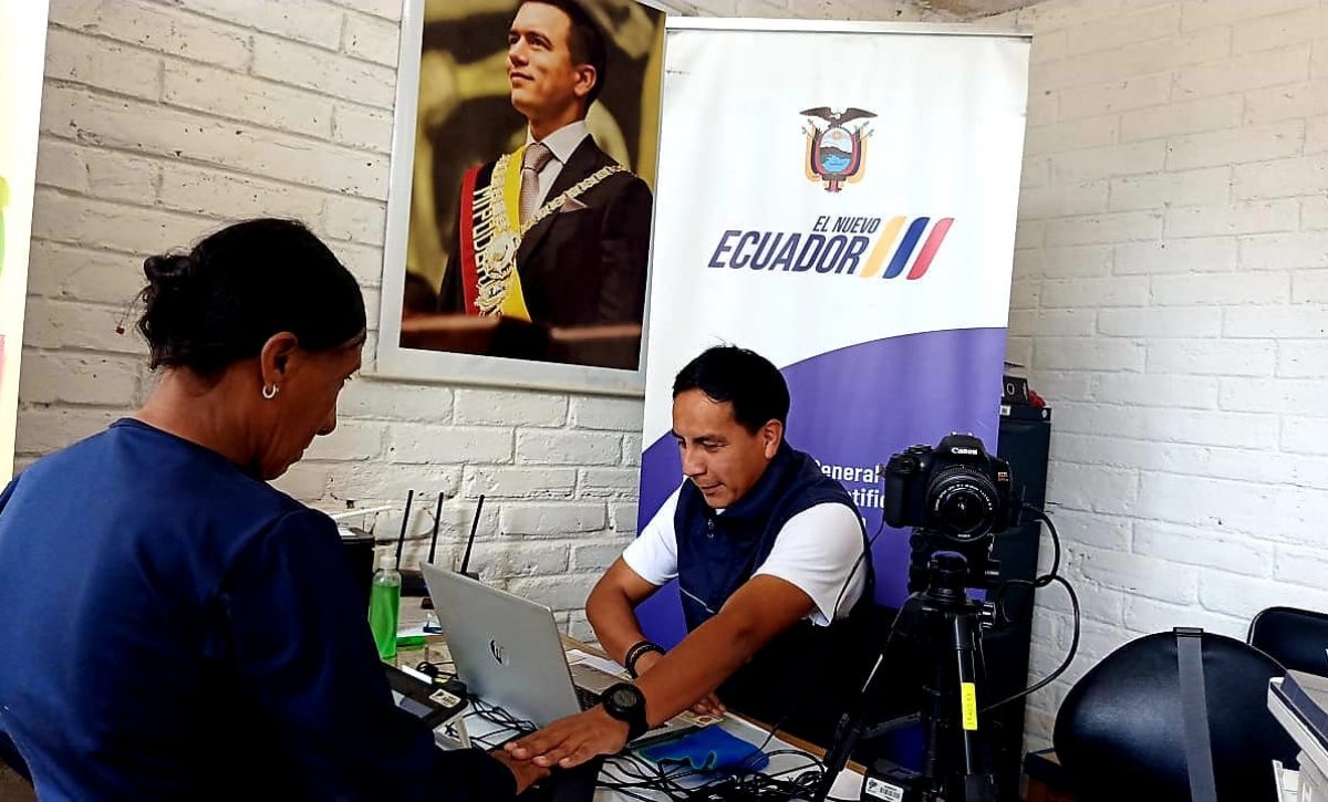 Servicios de cedulación llegan a zona remota de Tulcán para nacionalidad Awá