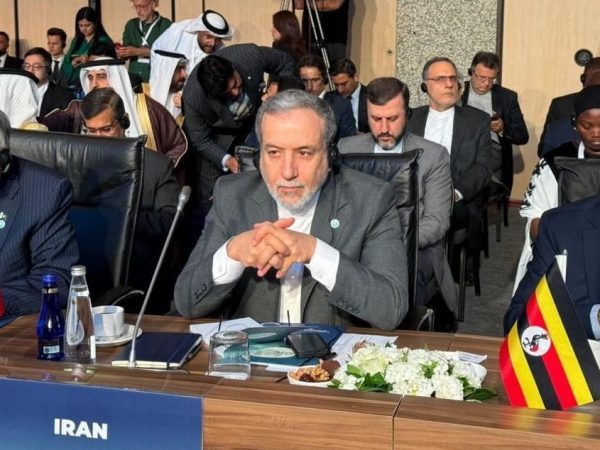 Seyed Abbas Araghchi, ministro de Relaciones Exteriores de Irán, desmintió la existencia de un acuerdo de cese al fuego con Israel.