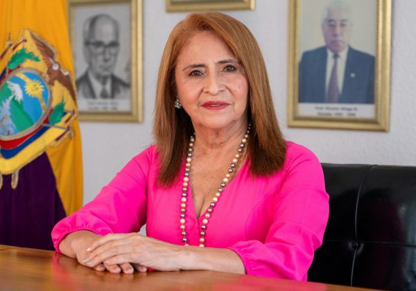 Si dentro de sesenta días, el Presidente no nos escucha, iremos a un plantón