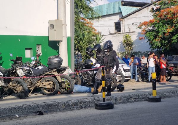 Sicario asesina a un hombre en los exteriores de una fábrica de Manta