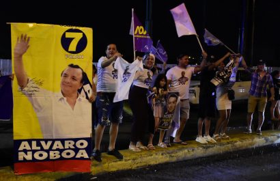 Simpatizantes de Daniel Noboa realizan celebraciones en Portoviejo y Manta