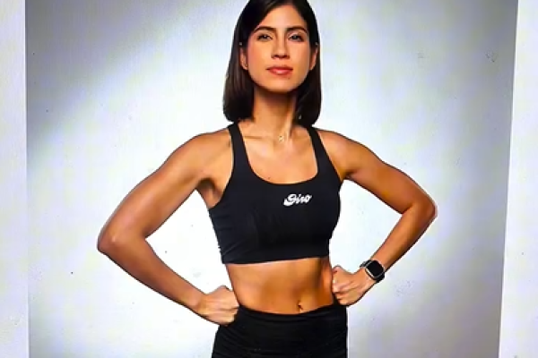 “Cuando más triste me siento, más pedaleo”: Pamela Sambrano encuentra en el indoor cycling un aliado para el cuerpo y la mente
