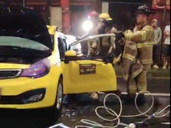 Siniestro vial en la Av. Quito de Santo Domingo involucra a taxi ejecutivo