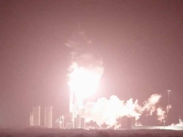 Starship explota en los preparativos para el décimo vuelo de prueba