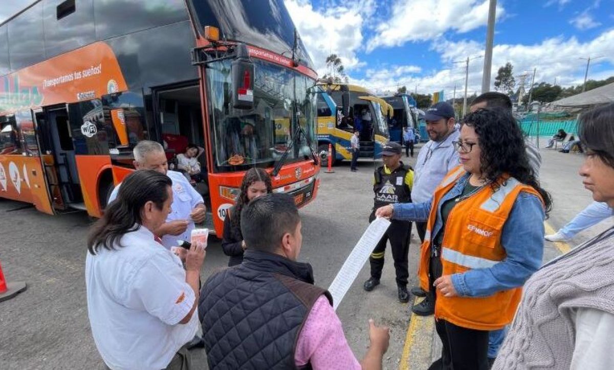 Supervisan cobros y horarios en salidas interprovinciales desde Carcelén