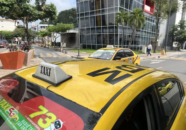 En Portoviejo hay 2 mil taxistas y la mayoría desea instalar las cámaras.