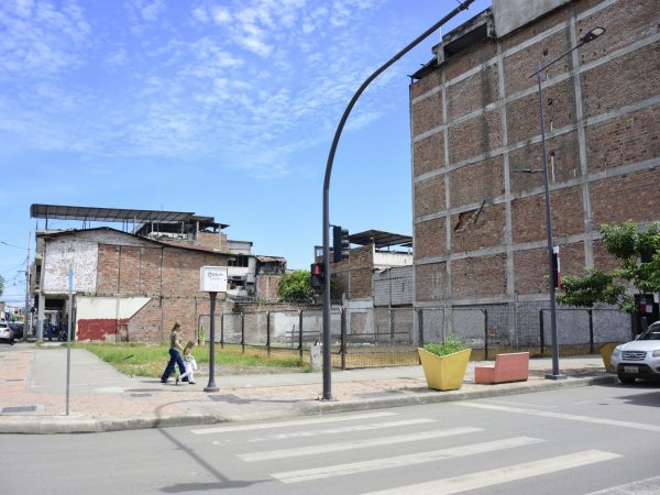 terremoto portoviejo zona comercial