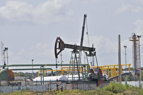 La investigación ha generado ciertos conflictos entre las empresas petroleras y grupos ecologistas.