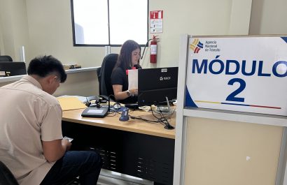 La demanda de usuarios en la agencia de la ANT, en Portoviejo, ha sido baja en estos días.