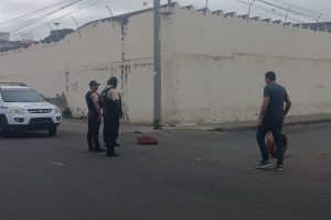 Taxista resultó herido en un ataque armado registrado en el barrio Altamira, en Manta