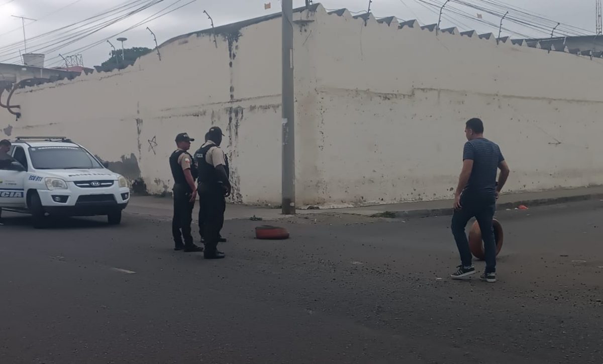 Taxista resultó herido en un ataque armado registrado en el barrio Altamira, en Manta