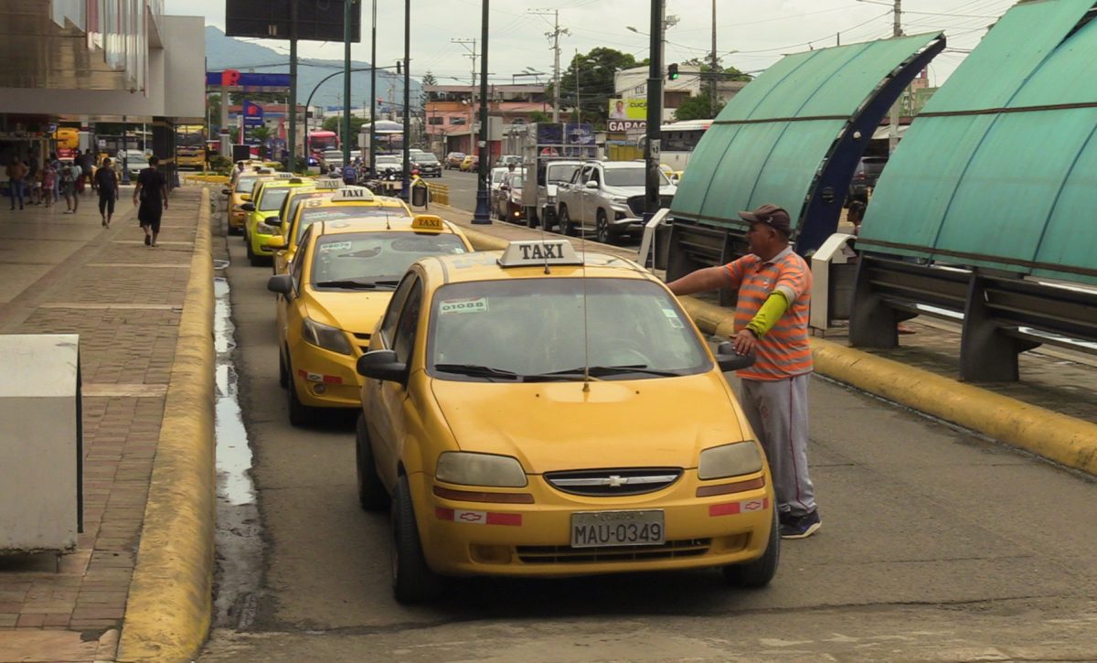 Taxistas demandan estación de servicios de gas licuado