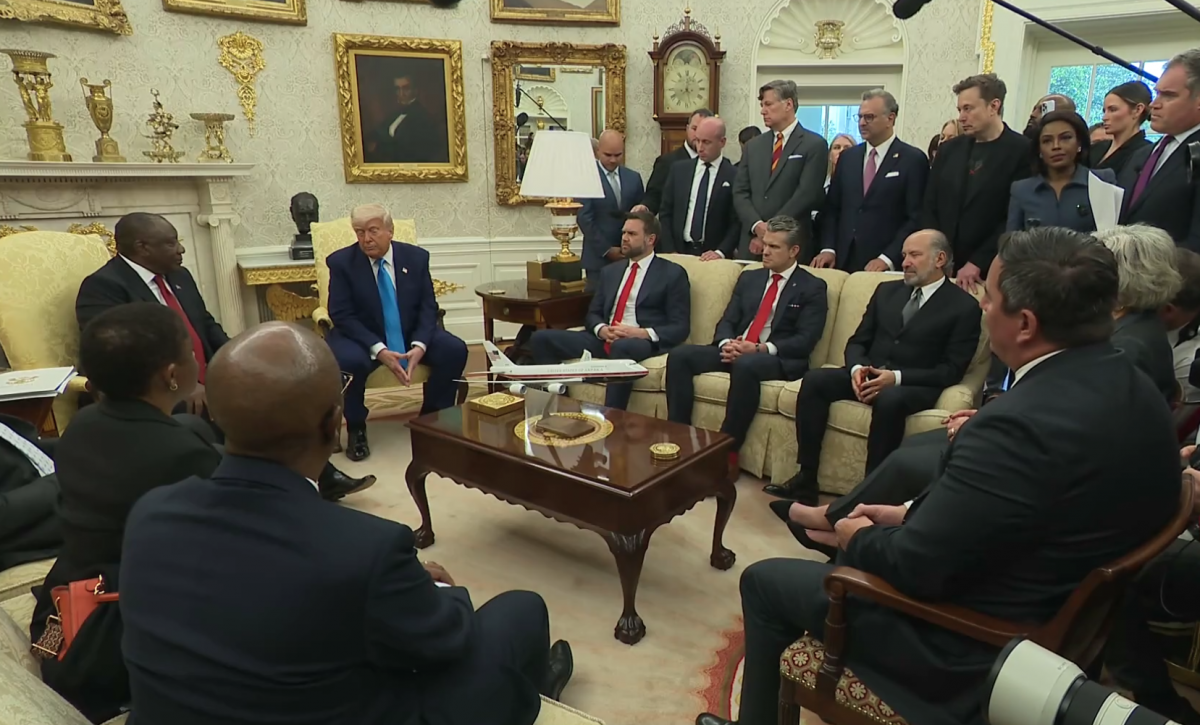 Tensa reunión entre el presidente Donald Trump y su homólogo de Sudáfrica Cyril Ramaphosa en la Casa Blanca por disputas raciales
