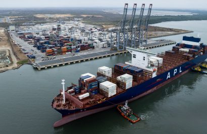 Terminal portuaria DP World Posorja galardonada por su modelo de alianza público-privada